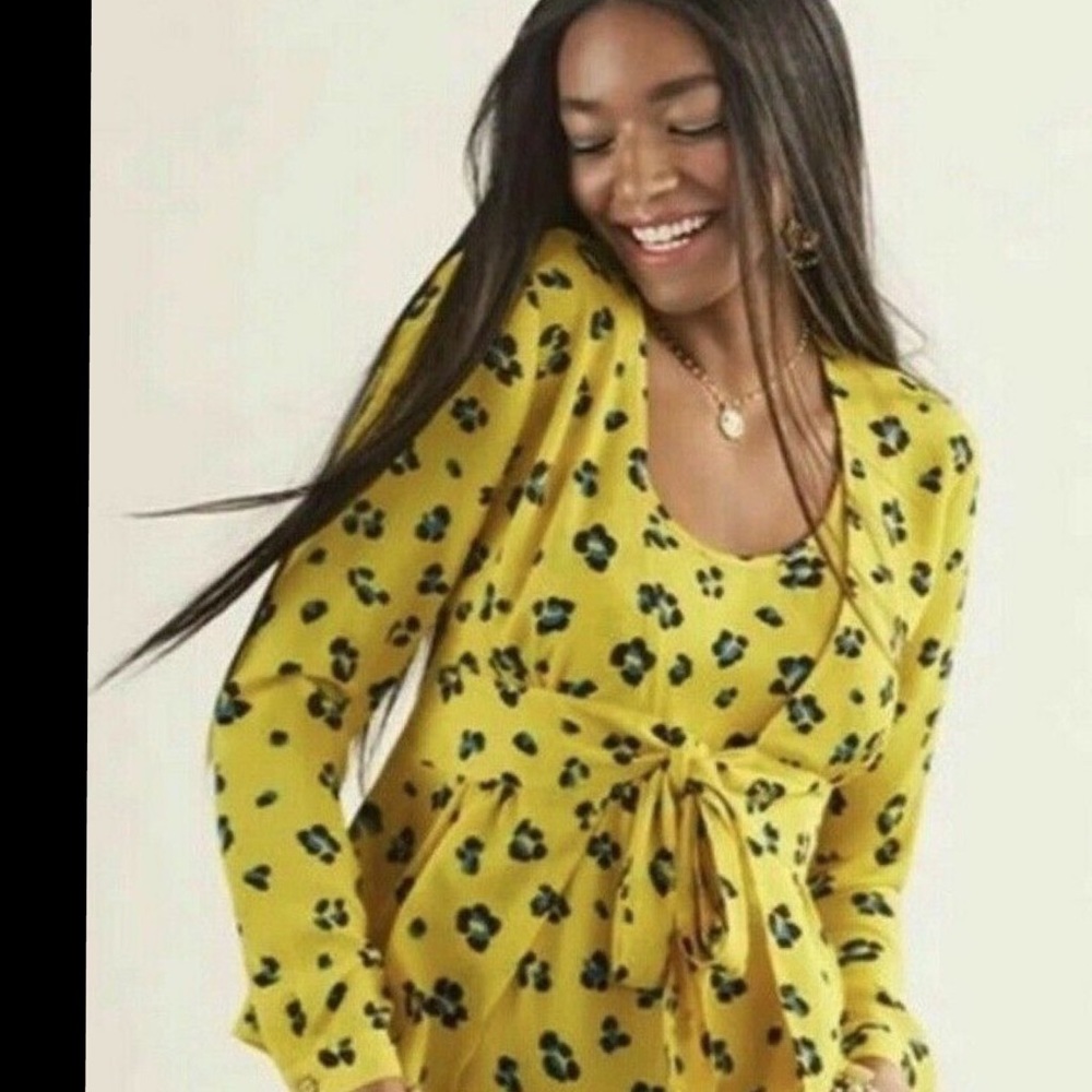 Cabi Tie Front Blouse 2 piece set